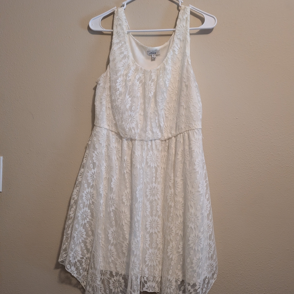 AUW Ivory Floral Lace Dress